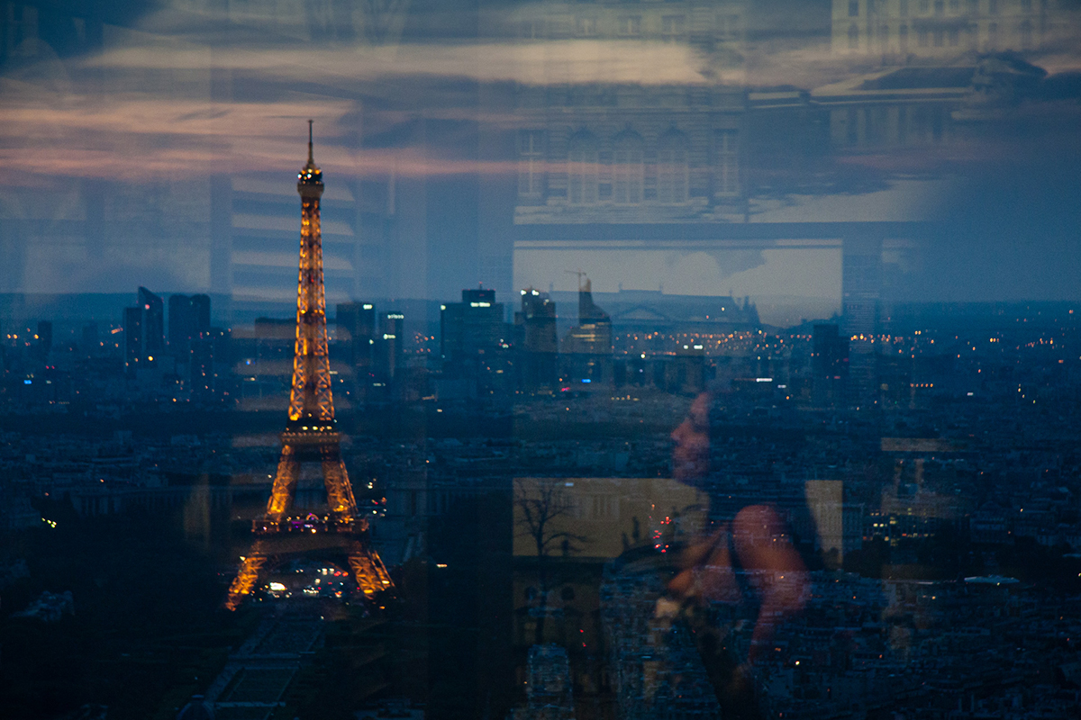 Πύργος Άιφελ μέσα από τη τζαμαρία του Montparnasse Tower © Θεόδωρος Παπαγεωργίου